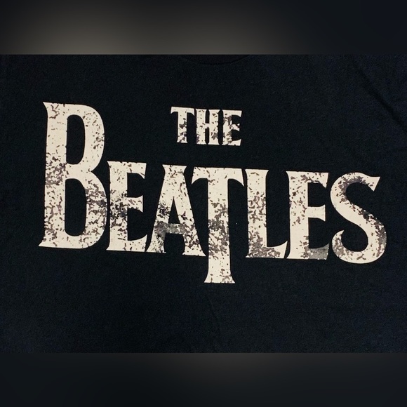 The Beatles Logo T-Shirt - Picture 6 of 7